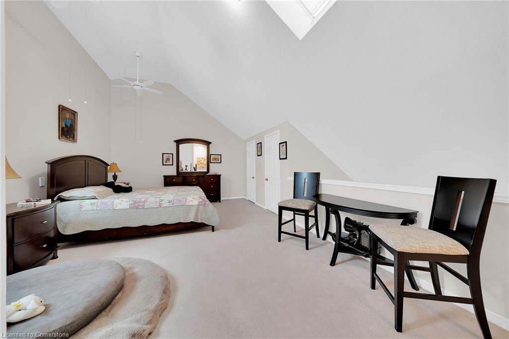 4106 Butternut Court, Vineland, ON - Indoor Photo Showing Bedroom