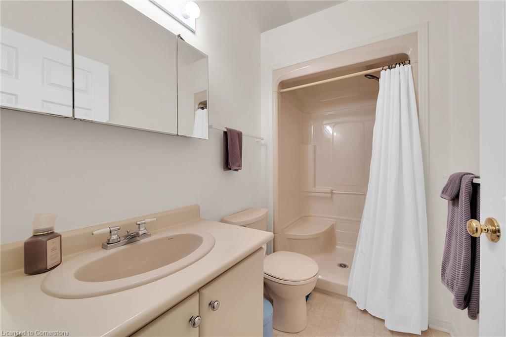 4106 Butternut Court, Vineland, ON - Indoor Photo Showing Bathroom