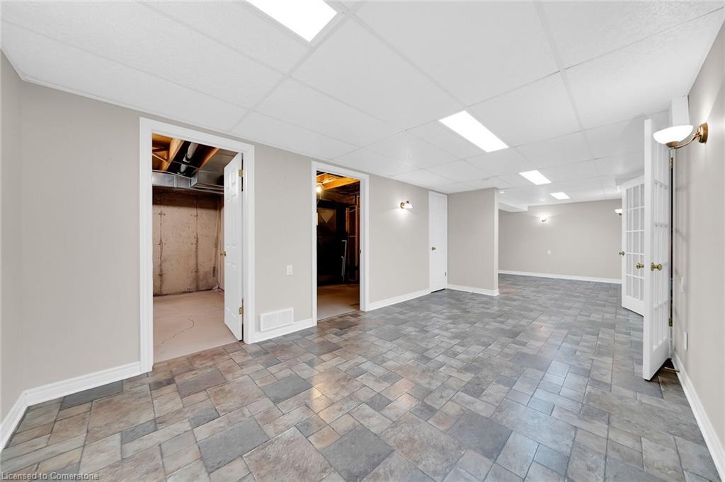 4106 Butternut Court, Vineland, ON - Indoor Photo Showing Other Room