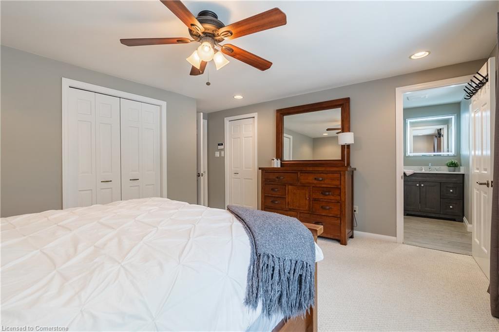 3 Maple Drive, Stoney Creek, ON - Indoor Photo Showing Bedroom