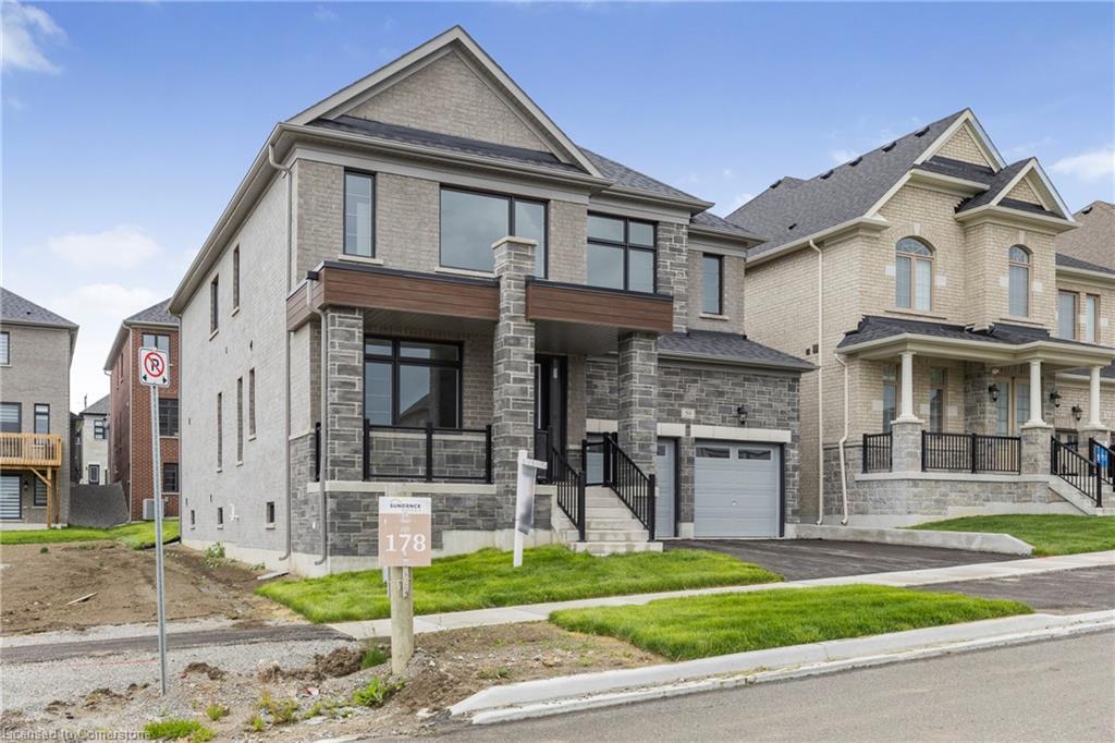 59 Cunningham Drive, Bradford West Gwillimbury, ON - Outdoor With Facade