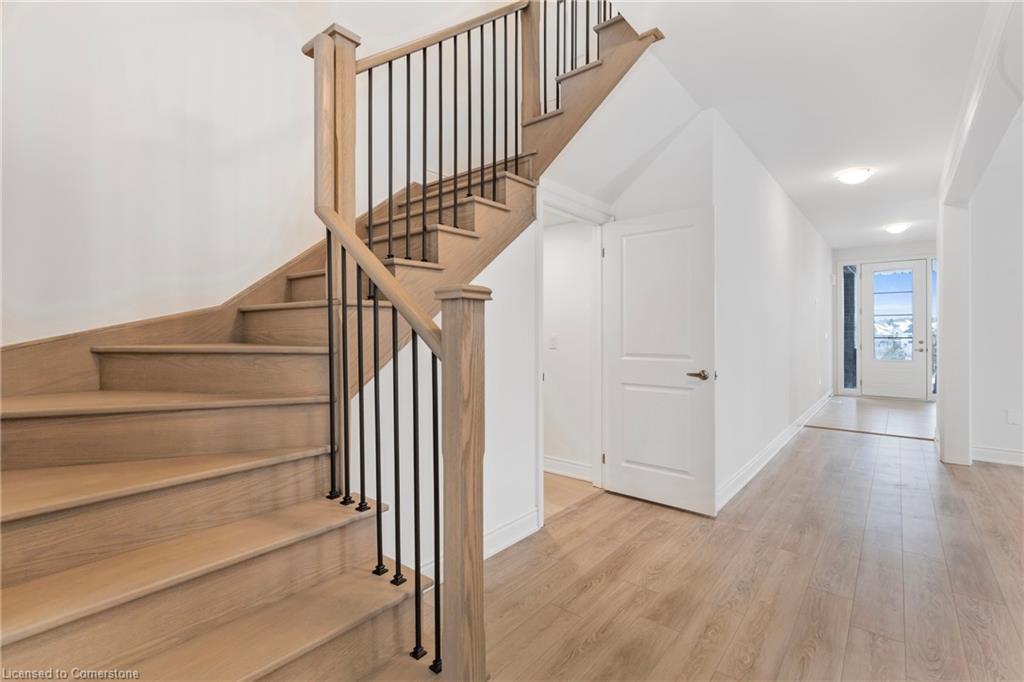 59 Cunningham Drive, Bradford West Gwillimbury, ON - Indoor Photo Showing Other Room