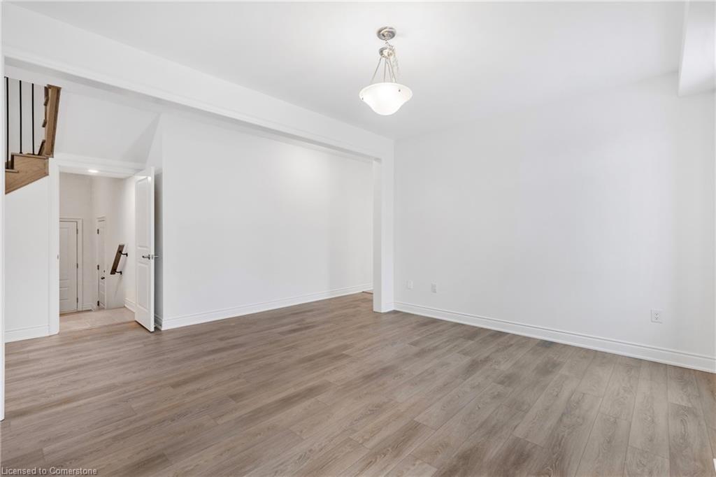 59 Cunningham Drive, Bradford West Gwillimbury, ON - Indoor Photo Showing Other Room