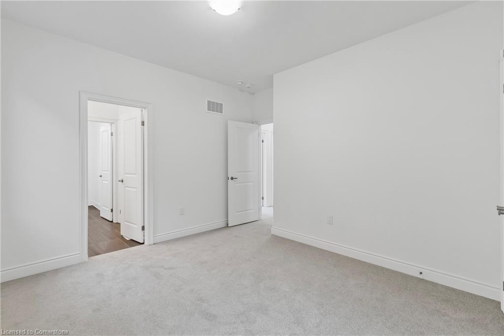 59 Cunningham Drive, Bradford West Gwillimbury, ON - Indoor Photo Showing Other Room