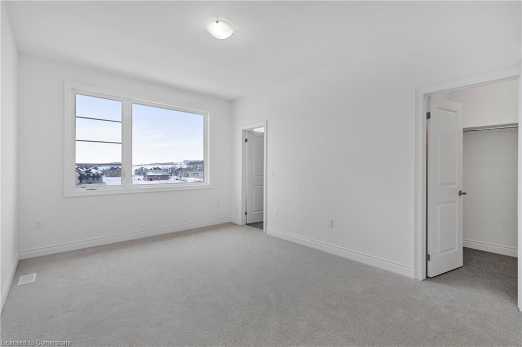 59 Cunningham Drive, Bradford West Gwillimbury, ON - Indoor Photo Showing Other Room