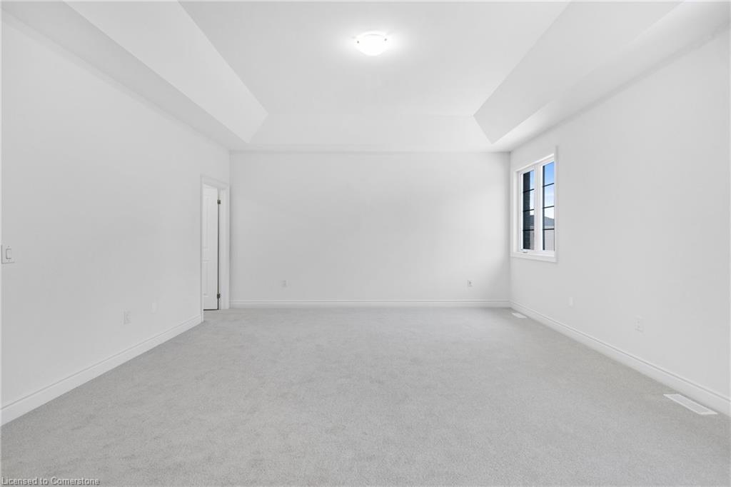 59 Cunningham Drive, Bradford West Gwillimbury, ON - Indoor Photo Showing Other Room