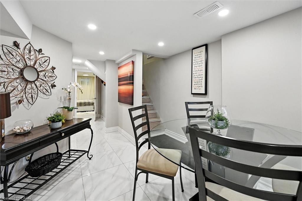 507 Upper James Street, Hamilton, ON - Indoor Photo Showing Dining Room