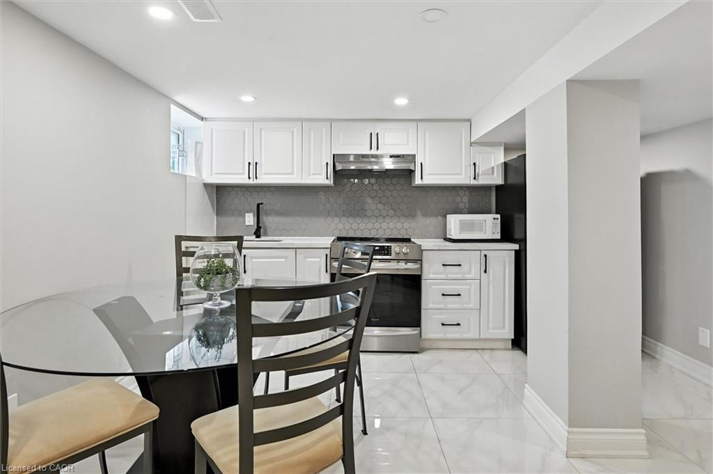 507 Upper James Street, Hamilton, ON - Indoor