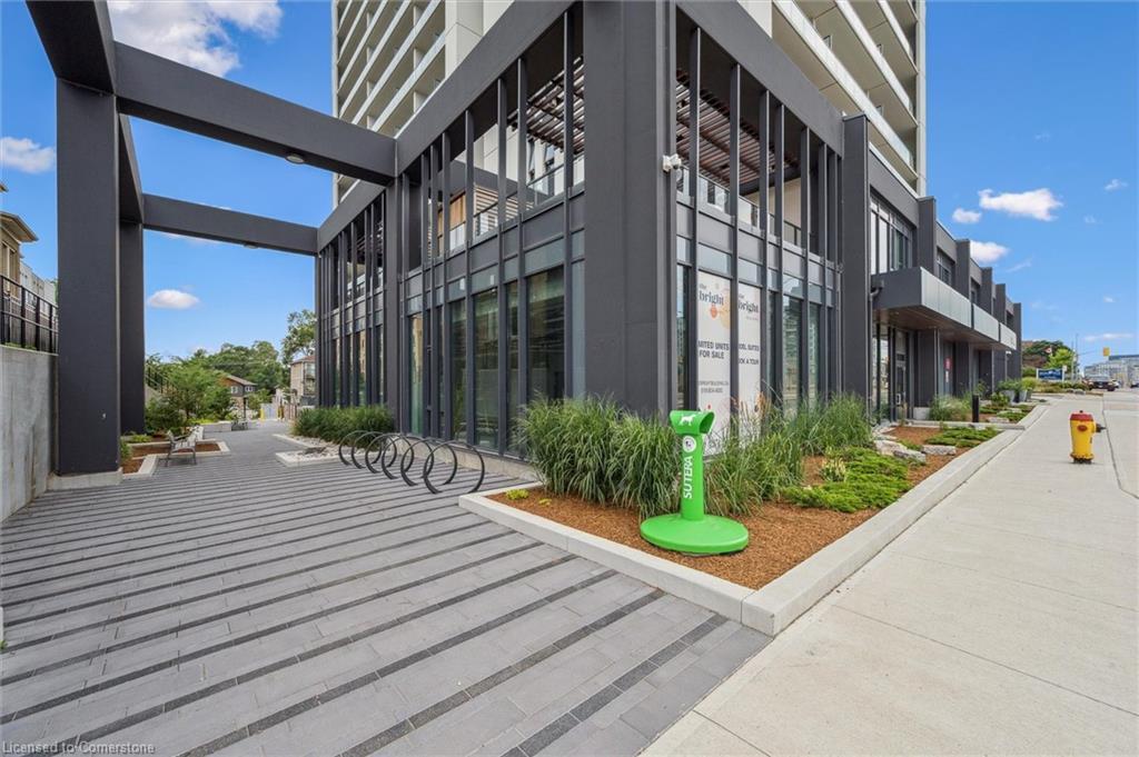 501-741 King Street W, Kitchener, ON - Outdoor