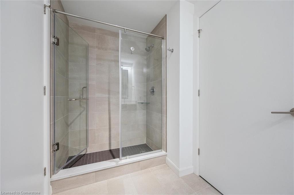 501-741 King Street W, Kitchener, ON - Indoor Photo Showing Bathroom