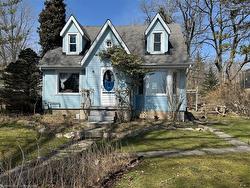 329 George Street Port Stanley, ON N5L 1C5