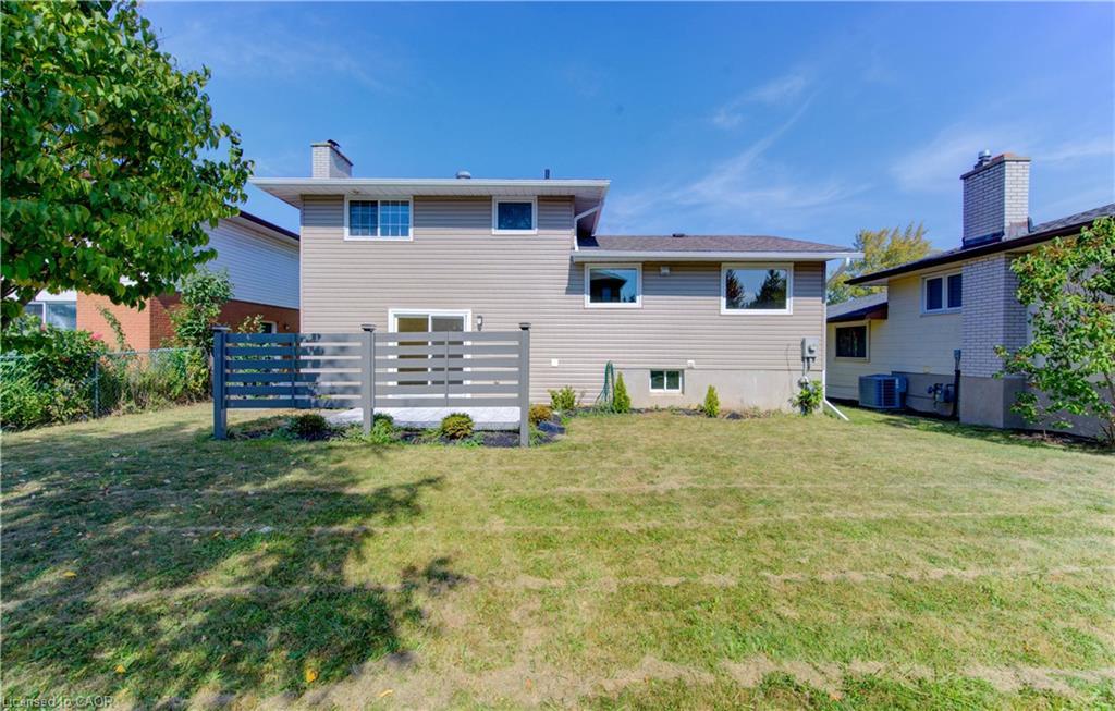 1493 Queens Boulevard, Kitchener, ON - Outdoor With Exterior