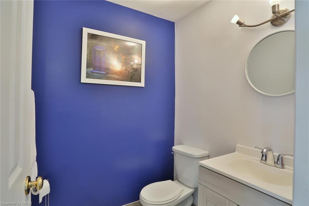 13-1085 Queens Boulevard, Kitchener, ON - Indoor Photo Showing Bathroom