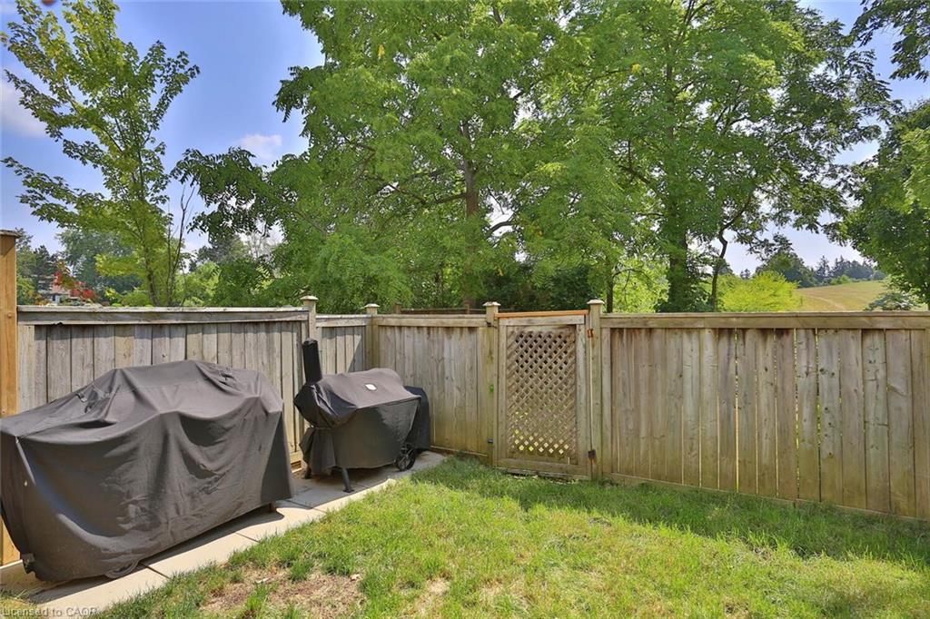 13-1085 Queens Boulevard, Kitchener, ON - Outdoor