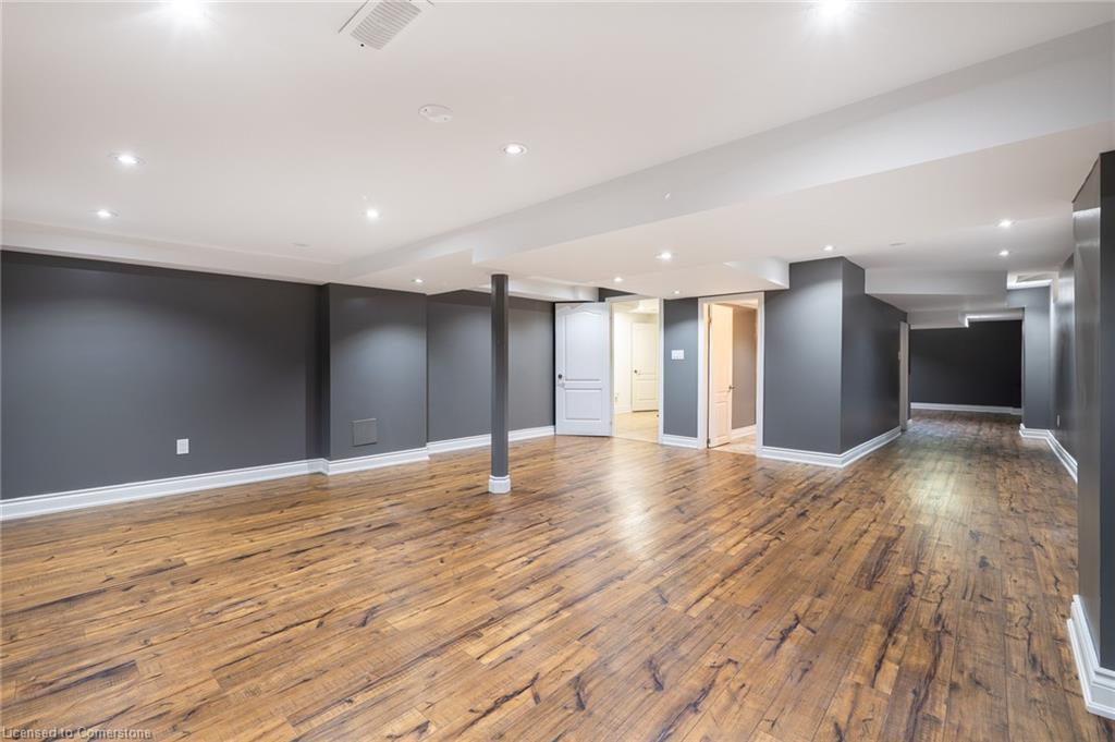 3322 Fox Run Circle, Oakville, ON - Indoor Photo Showing Other Room