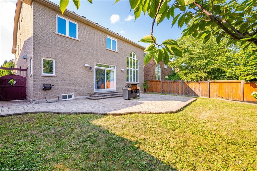 3322 Fox Run Circle, Oakville, ON - Outdoor