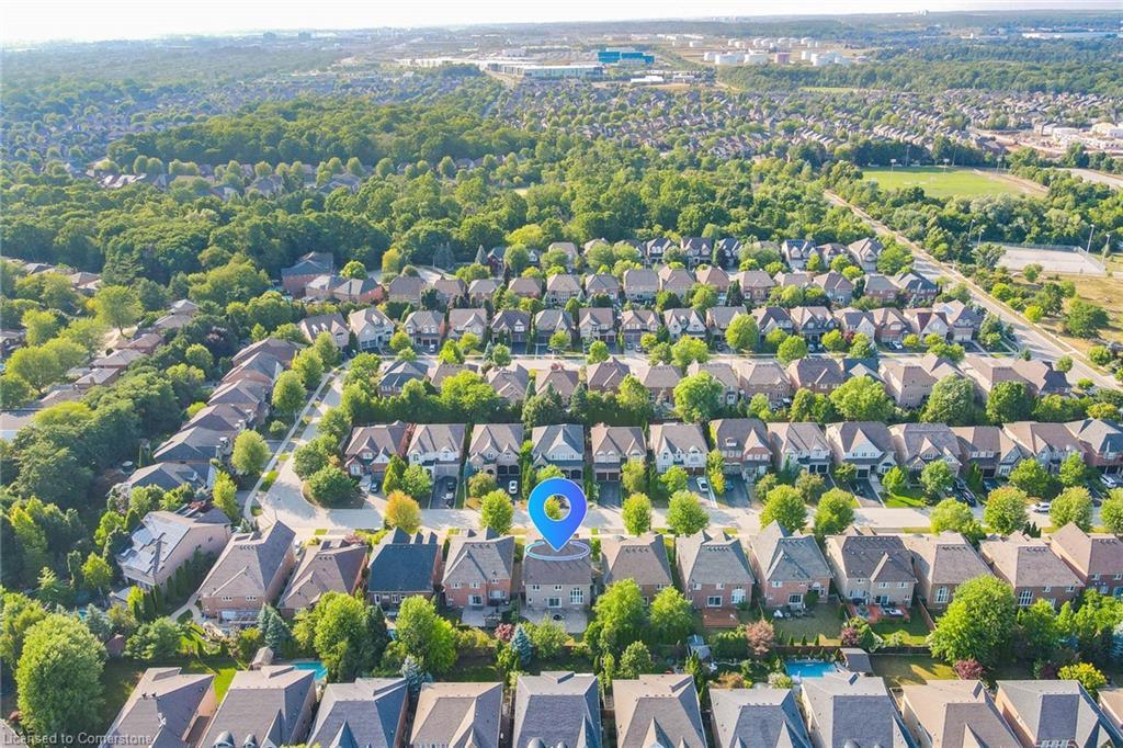 3322 Fox Run Circle, Oakville, ON - Outdoor With View