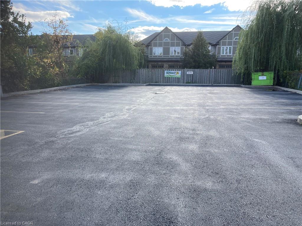 1066 Brant Street, Burlington, ON