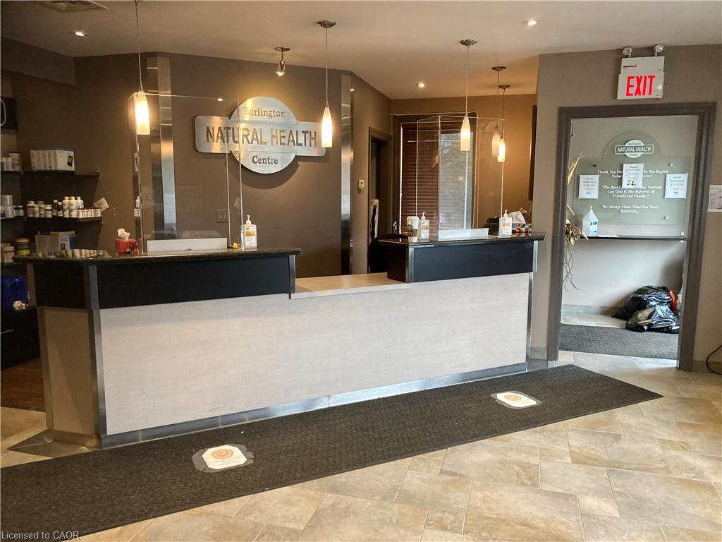 1066 Brant Street, Burlington, ON