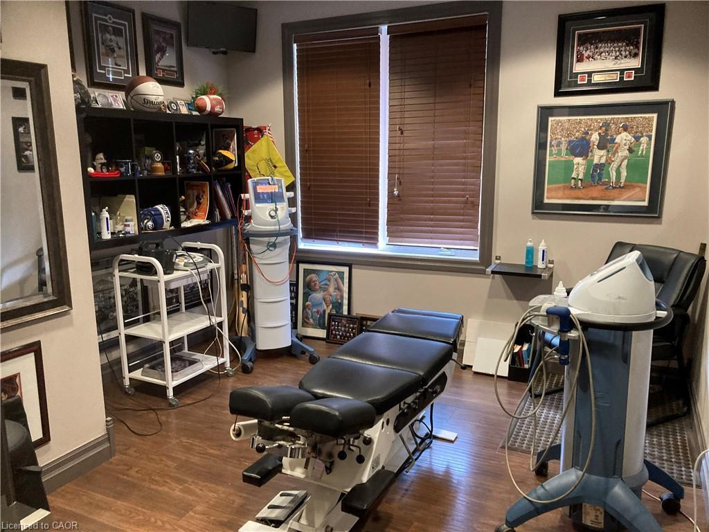 1066 Brant Street, Burlington, ON