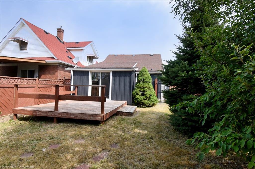 120 Clara Street, Thorold, ON - Outdoor