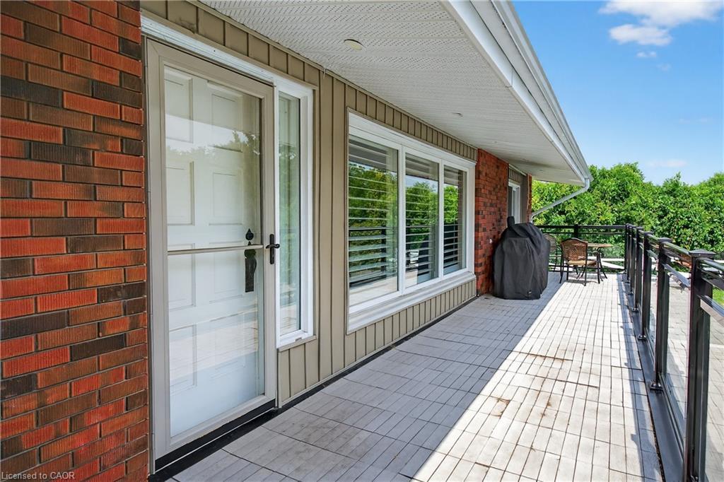 90 Mountain Avenue N, Stoney Creek, ON - Outdoor With Deck Patio Veranda With Exterior