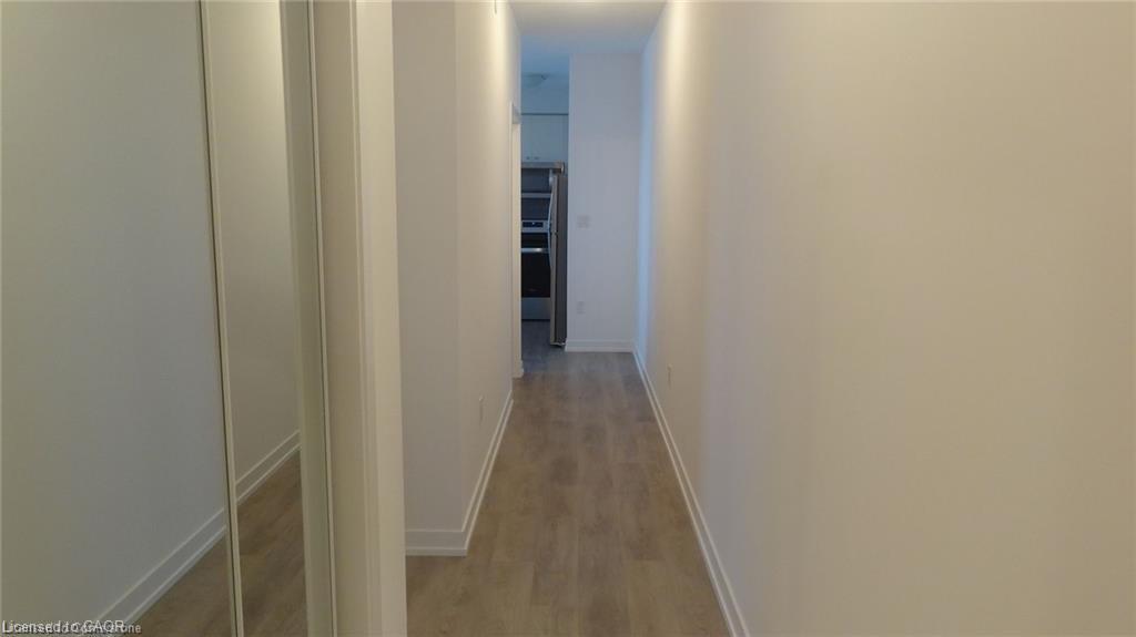 1005-450 Dundas Street E, Waterdown, ON - Indoor Photo Showing Other Room