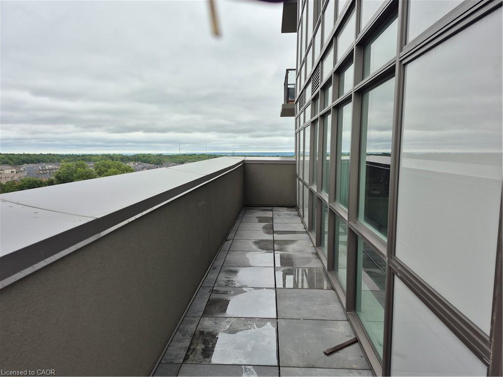 1005-450 Dundas Street E, Waterdown, ON - Outdoor With Balcony With Exterior