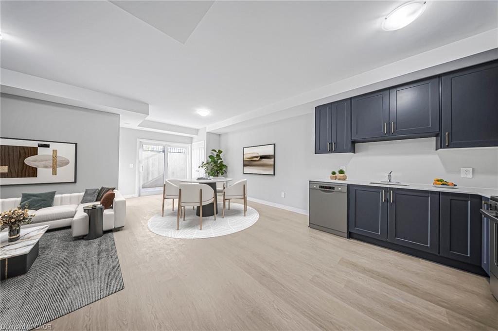 25-10 South Creek Drive, Kitchener, ON - Indoor