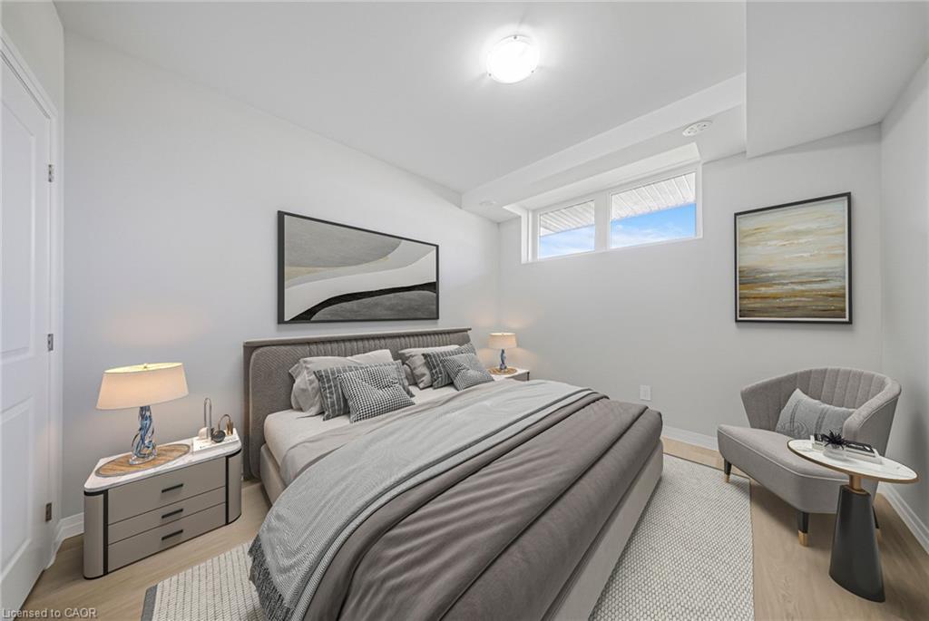 25-10 South Creek Drive, Kitchener, ON - Indoor Photo Showing Bedroom