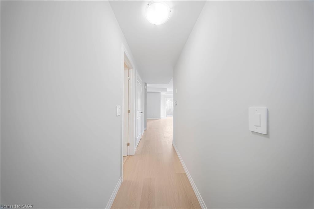 25-10 South Creek Drive, Kitchener, ON - Indoor Photo Showing Other Room