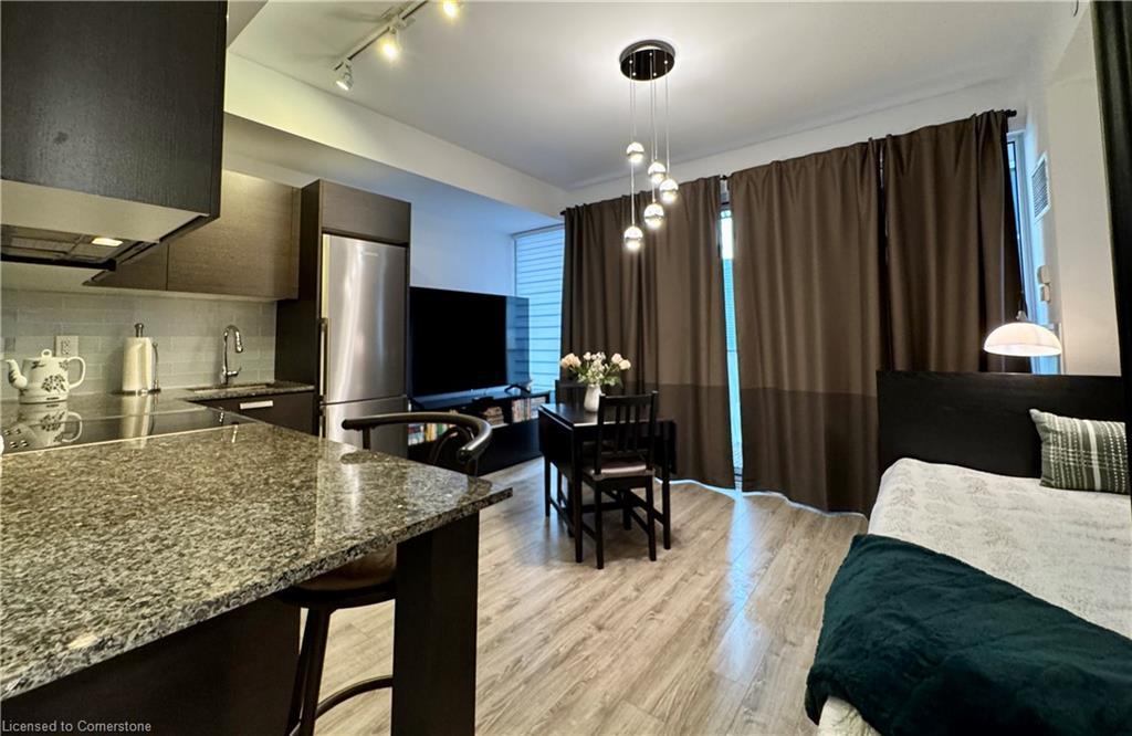 2206-42 Charles Street E, Toronto, ON - Indoor