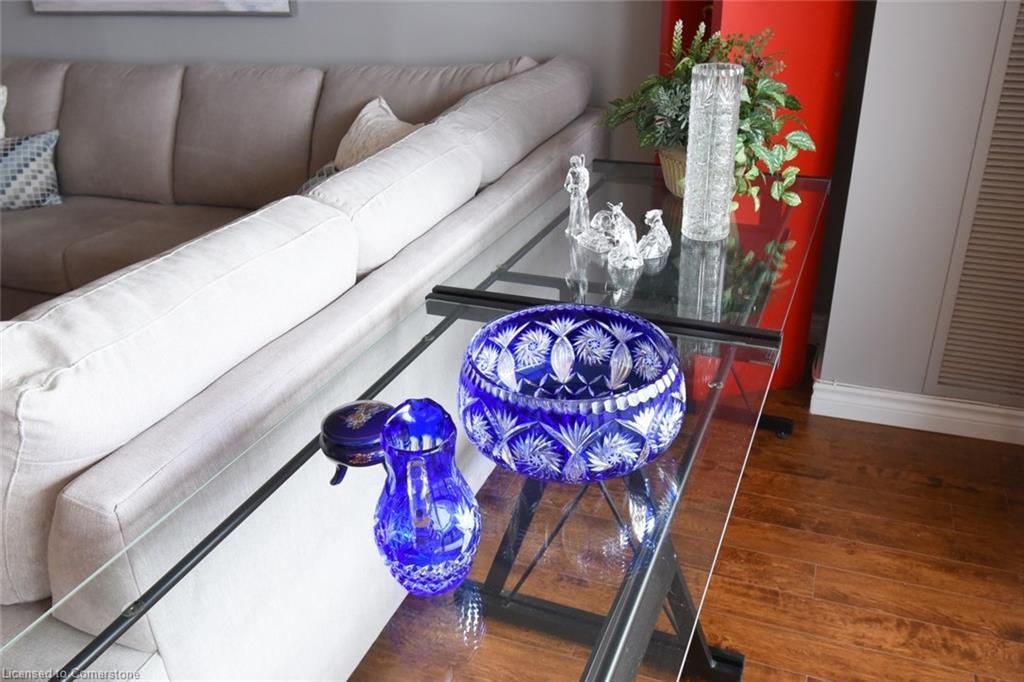 1610-2055 Upper Middle Road, Burlington, ON - Indoor