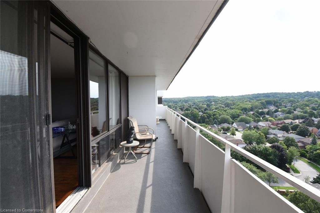 1610-2055 Upper Middle Road, Burlington, ON - Outdoor With Balcony With View With Exterior