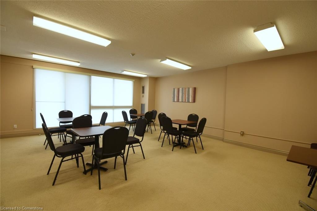 1610-2055 Upper Middle Road, Burlington, ON - Indoor
