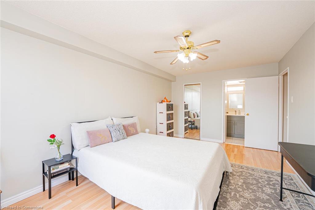 304-18 Knightsbridge Road, Peel, ON - Indoor Photo Showing Bedroom