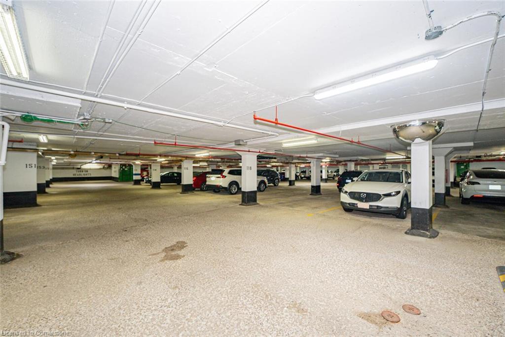 304-18 Knightsbridge Road, Peel, ON - Indoor Photo Showing Garage