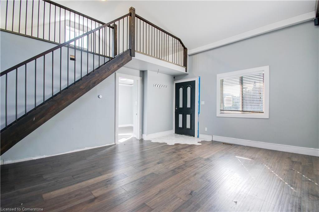 85 East 37Th Street, Hamilton, ON - Indoor Photo Showing Other Room