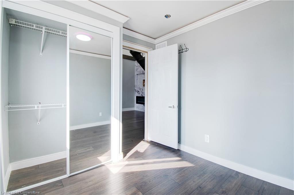 85 East 37Th Street, Hamilton, ON - Indoor Photo Showing Other Room