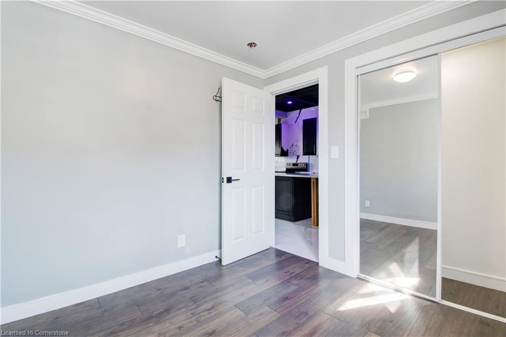 85 East 37Th Street, Hamilton, ON - Indoor Photo Showing Other Room