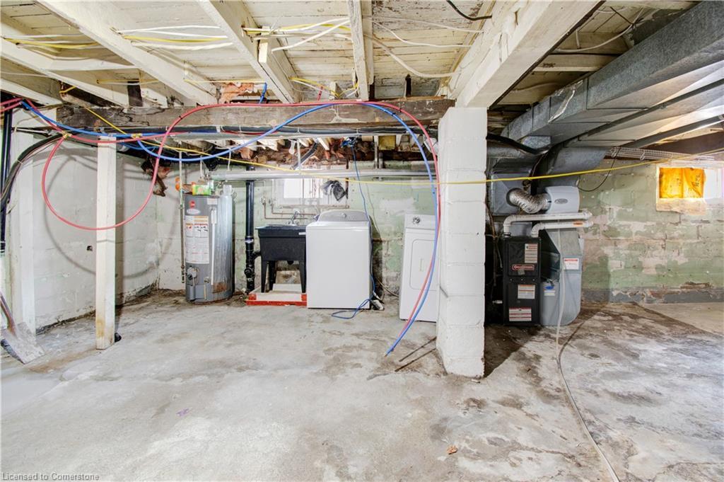 85 East 37Th Street, Hamilton, ON - Indoor Photo Showing Basement