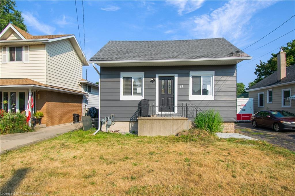 85 East 37Th Street, Hamilton, ON - Outdoor With Facade