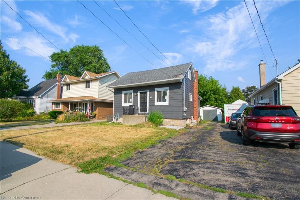 85 East 37Th Street, Hamilton, ON - Outdoor With Facade
