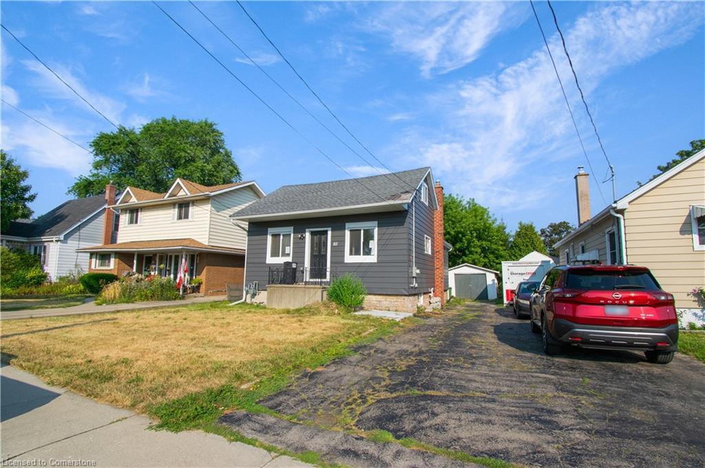 85 East 37Th Street, Hamilton, ON - Outdoor With Facade