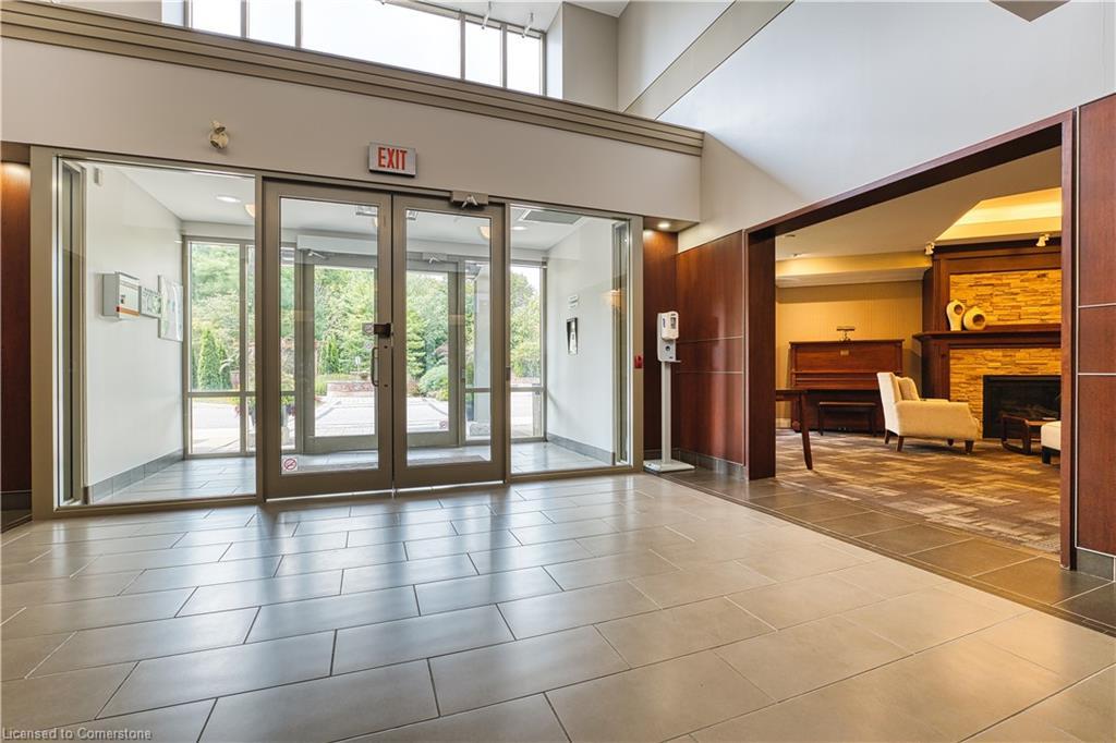 103-400 Romeo Street N, Stratford, ON - Indoor Photo Showing Other Room