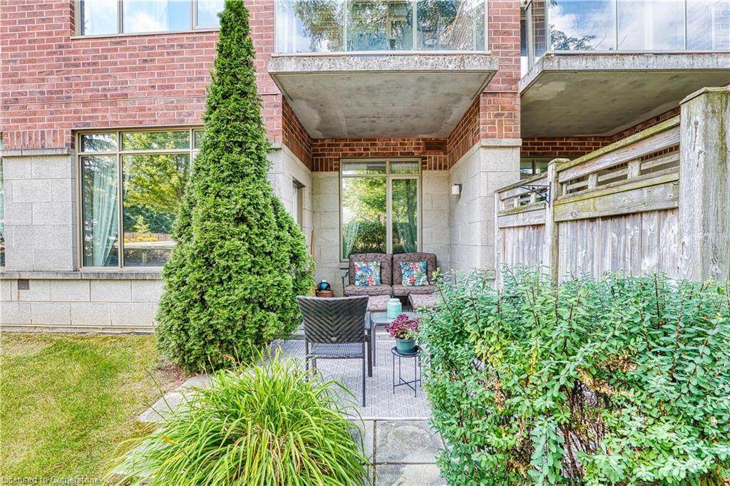 103-400 Romeo Street N, Stratford, ON - Outdoor