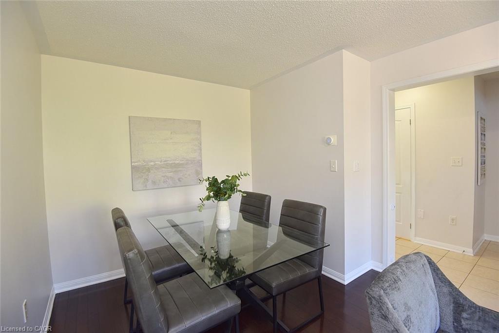45 Ohara Lane, Hamilton, ON - Indoor Photo Showing Dining Room