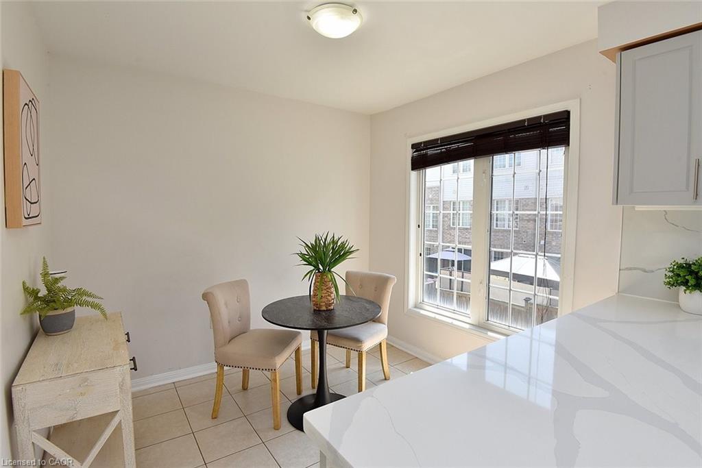 45 Ohara Lane, Hamilton, ON - Indoor Photo Showing Other Room