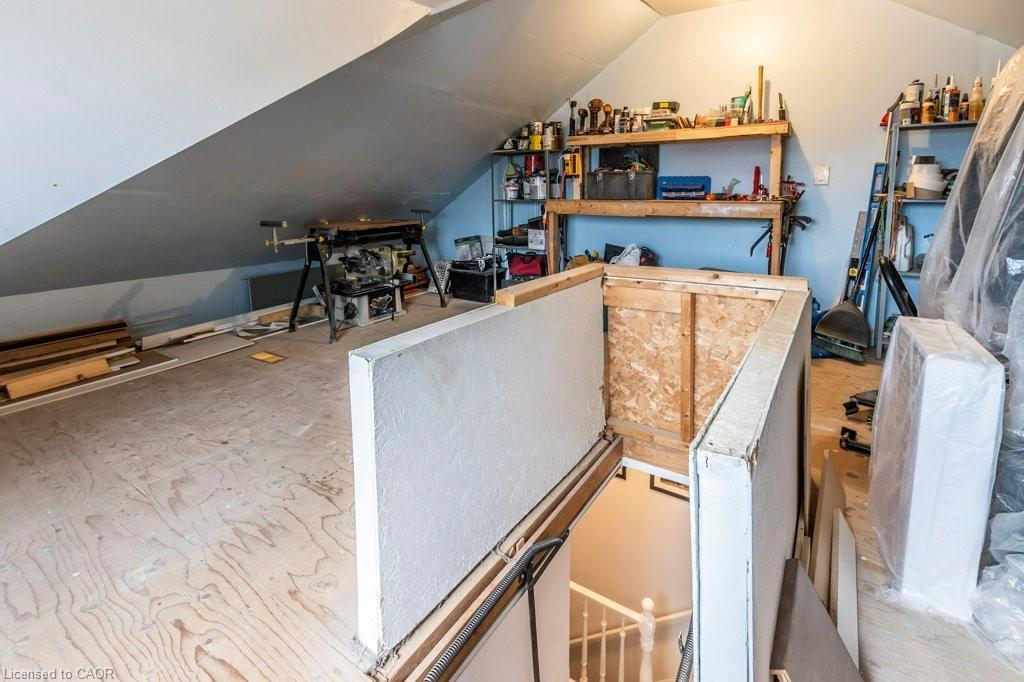 346 Hughson Street N, Hamilton, ON - Indoor