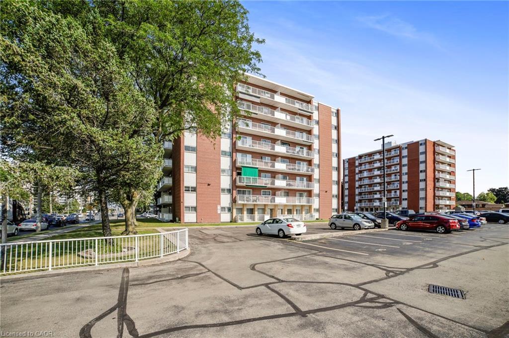 808-8 Woodman Drive S, Hamilton, ON - Outdoor With Balcony With Facade